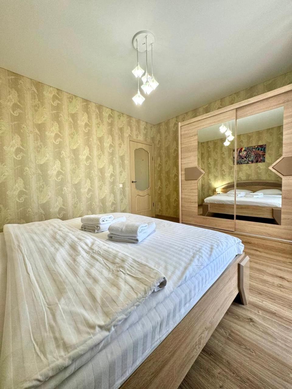 Apartpoltava Новий Будинок, В Самому Центрі 2-Окремі Кімнати, Панорамний Балкон Exterior photo